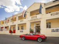 Karoo Art Hotel Exterior 2
