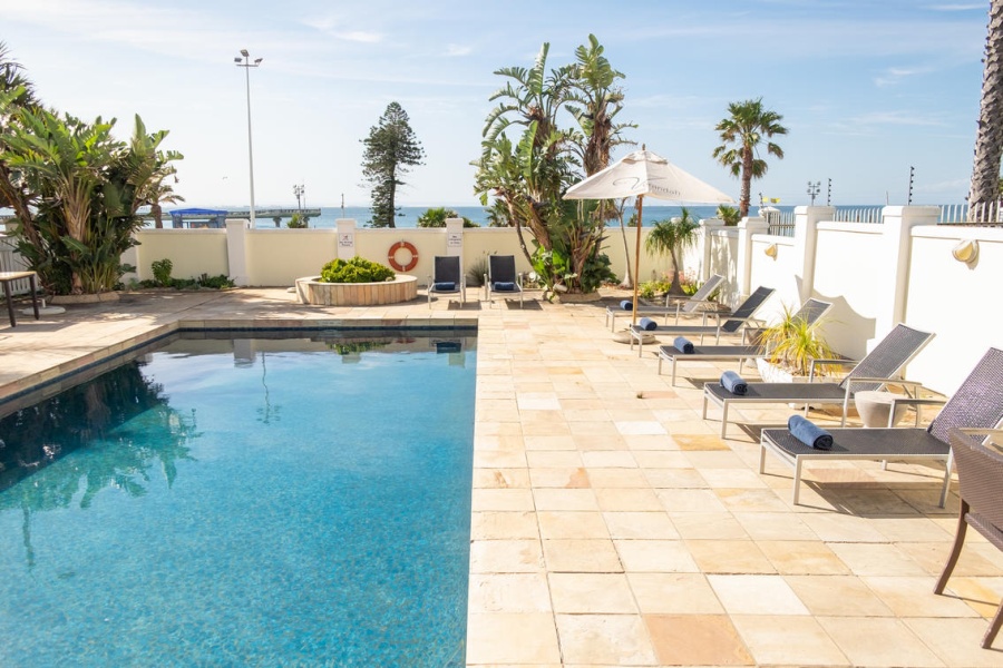 beach hotels for families eastern cape